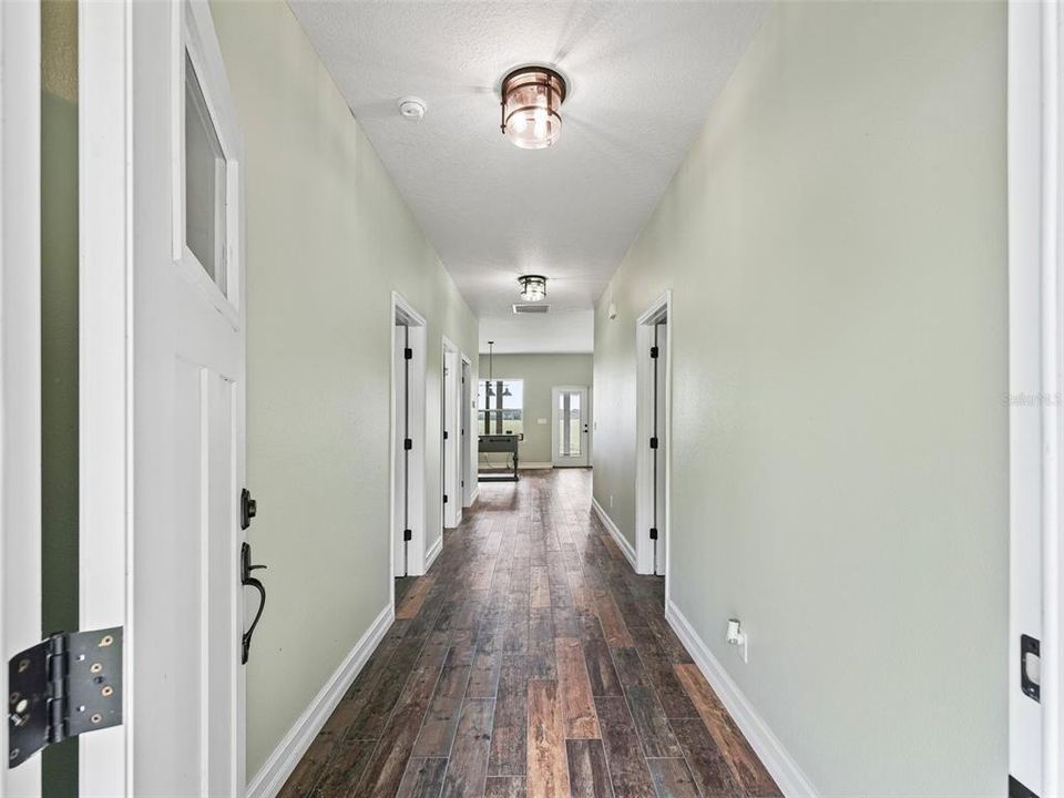 For Sale: $1,290,000 (2 beds, 2 baths, 1440 Square Feet)