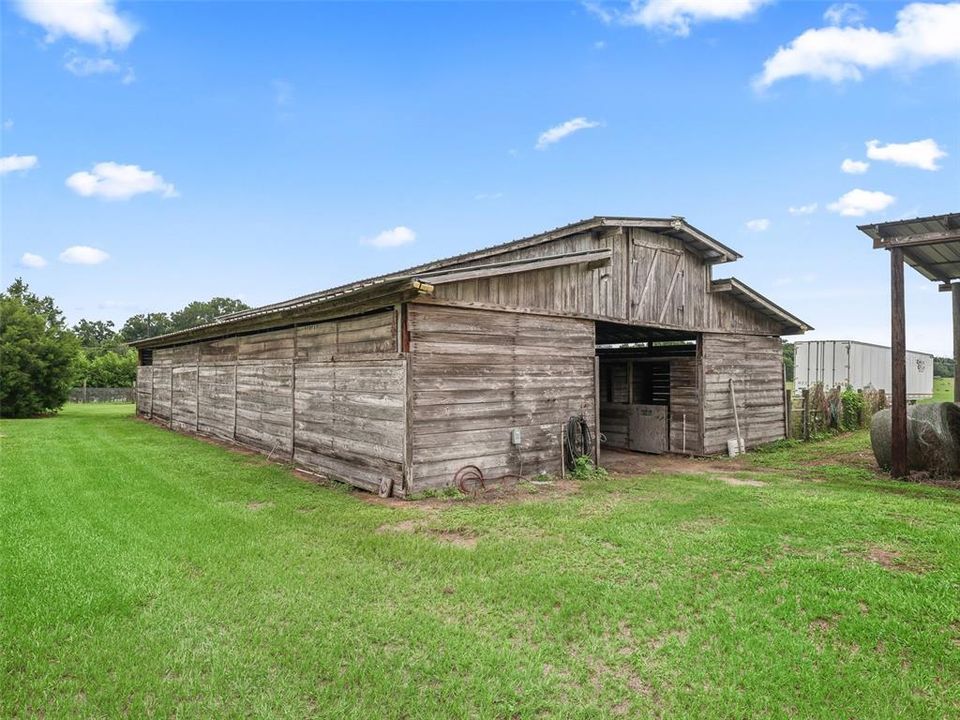 For Sale: $1,290,000 (2 beds, 2 baths, 1440 Square Feet)