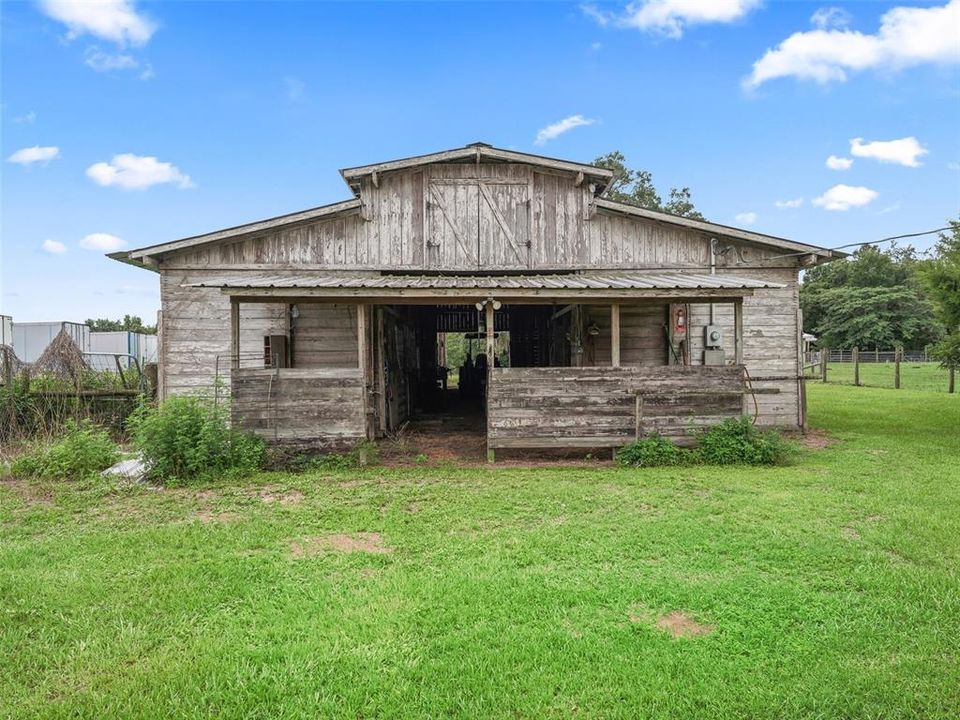 For Sale: $1,290,000 (2 beds, 2 baths, 1440 Square Feet)
