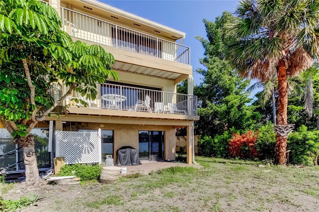 На продажу: $800,000 (2 спален, 3 ванн, 1520 Квадратных фут)