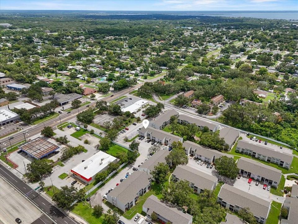 合同活跃: $100,000 (3 贝兹, 2 浴室, 1274 平方英尺)