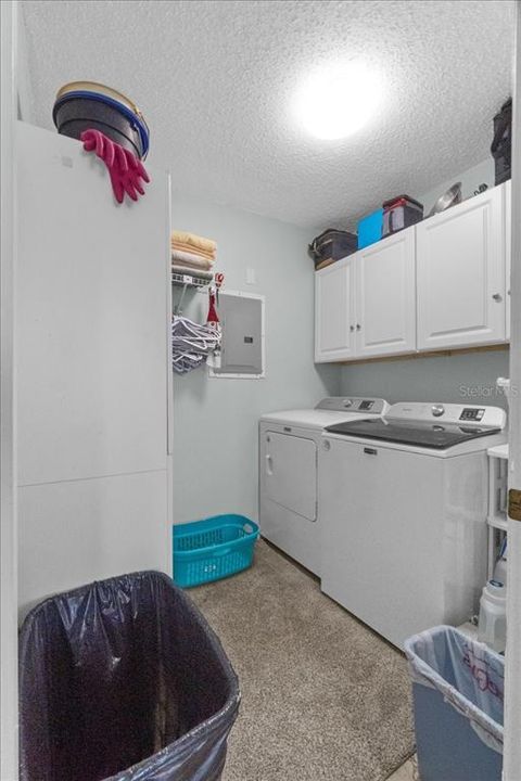 合同活跃: $100,000 (3 贝兹, 2 浴室, 1274 平方英尺)