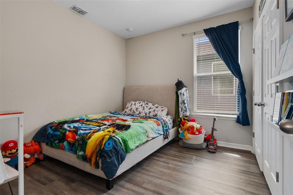 На продажу: $525,000 (4 спален, 2 ванн, 2204 Квадратных фут)