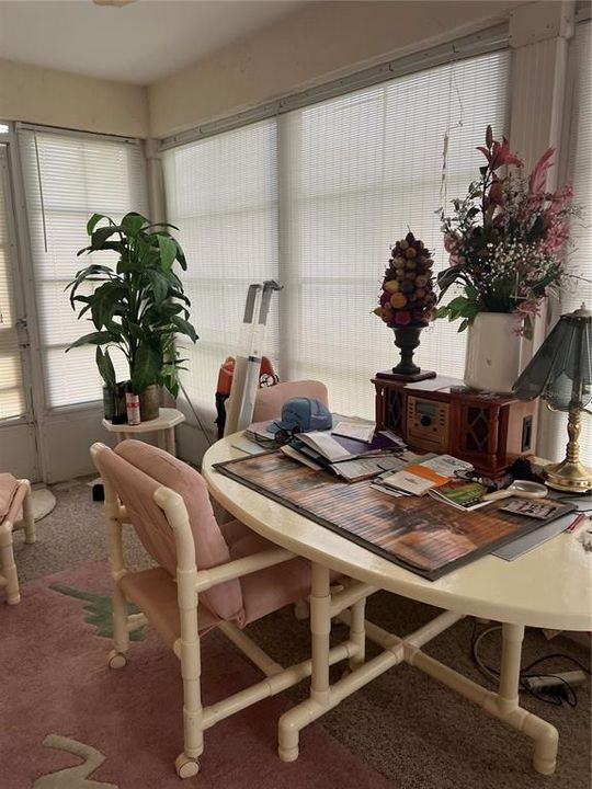 Activo con contrato: $119,900 (2 camas, 2 baños, 1369 Pies cuadrados)