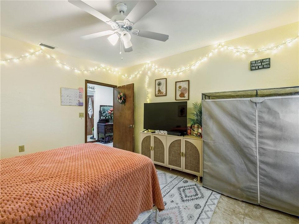 For Sale: $849,000 (3 beds, 2 baths, 3482 Square Feet)