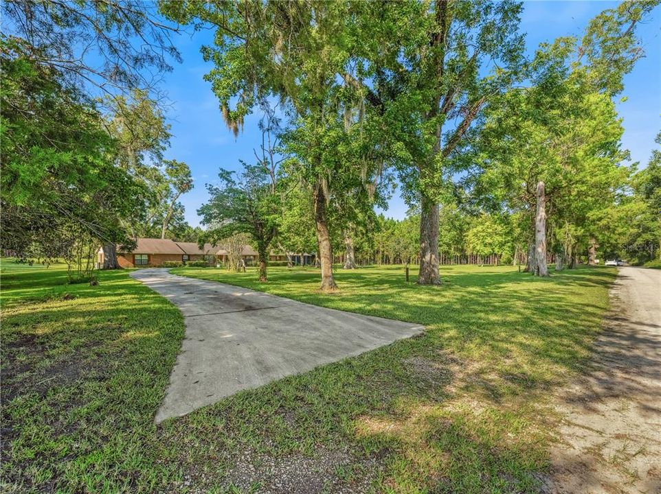 For Sale: $849,000 (3 beds, 2 baths, 3482 Square Feet)