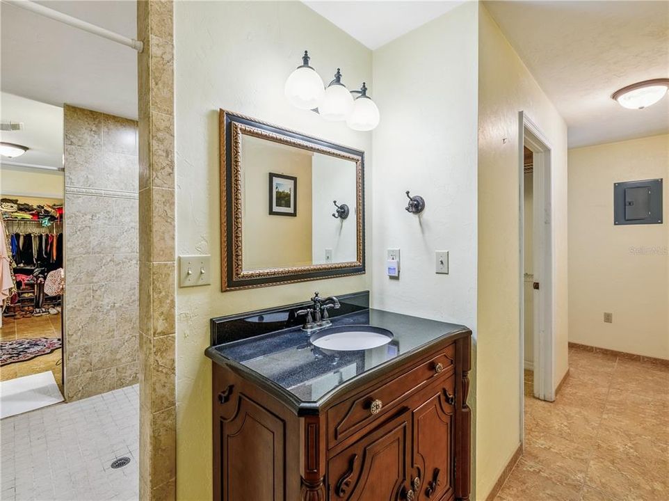 For Sale: $849,000 (3 beds, 2 baths, 3482 Square Feet)