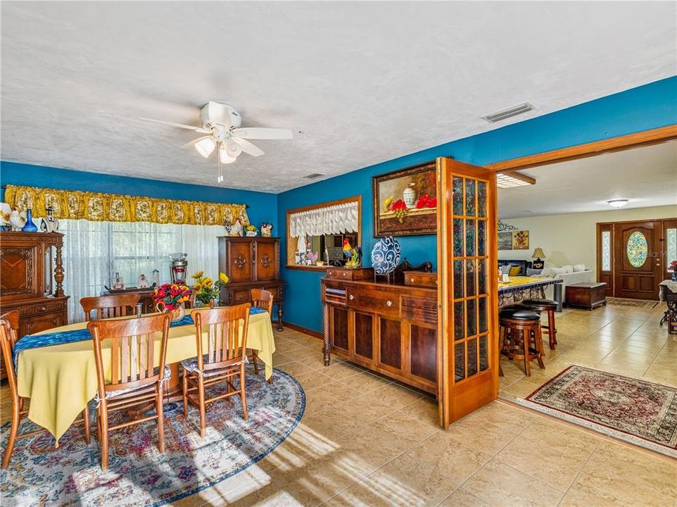 For Sale: $849,000 (3 beds, 2 baths, 3482 Square Feet)