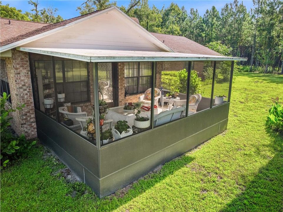 For Sale: $849,000 (3 beds, 2 baths, 3482 Square Feet)