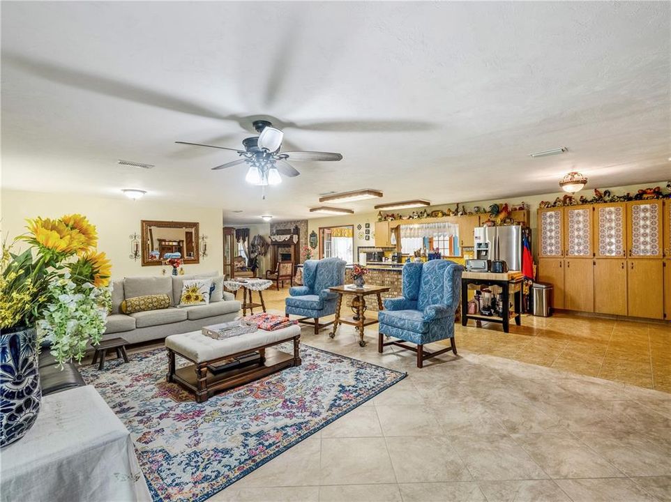 For Sale: $849,000 (3 beds, 2 baths, 3482 Square Feet)