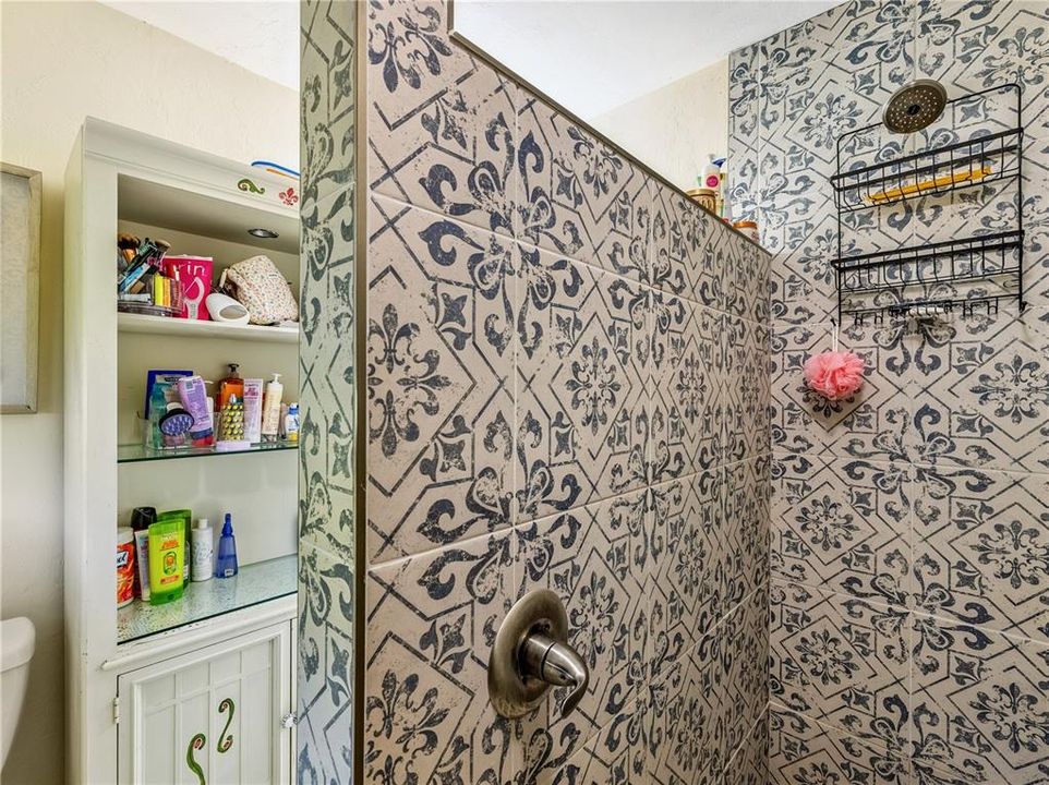 For Sale: $849,000 (3 beds, 2 baths, 3482 Square Feet)