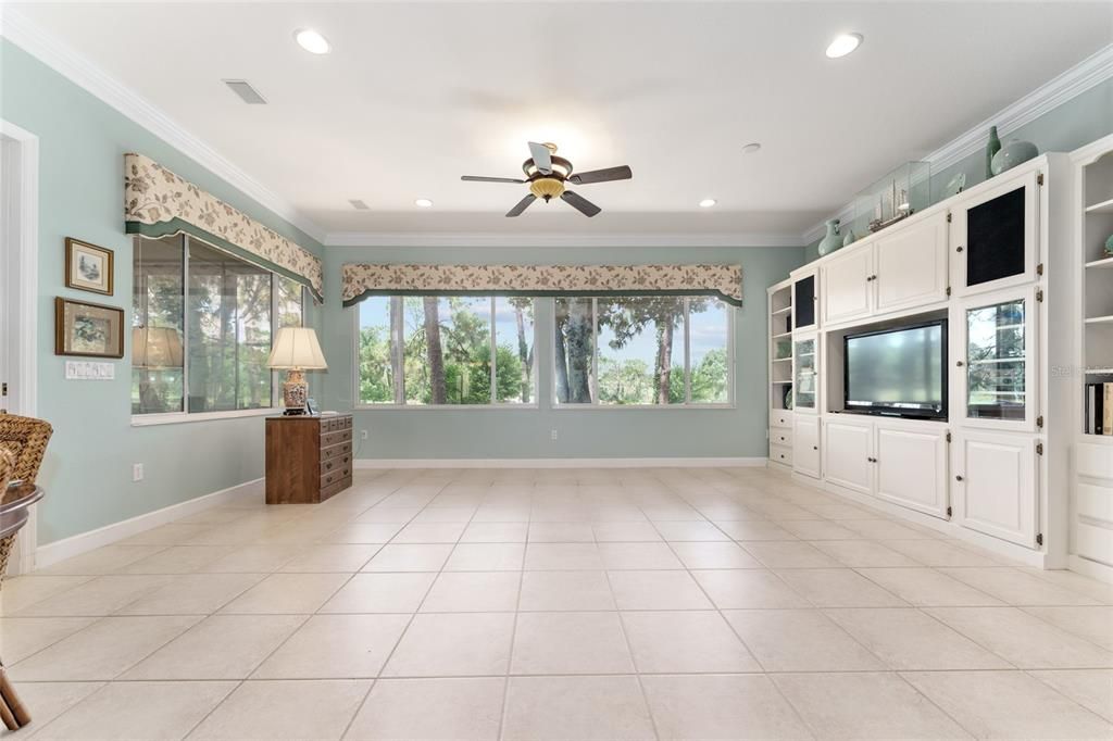 На продажу: $459,000 (2 спален, 2 ванн, 2346 Квадратных фут)