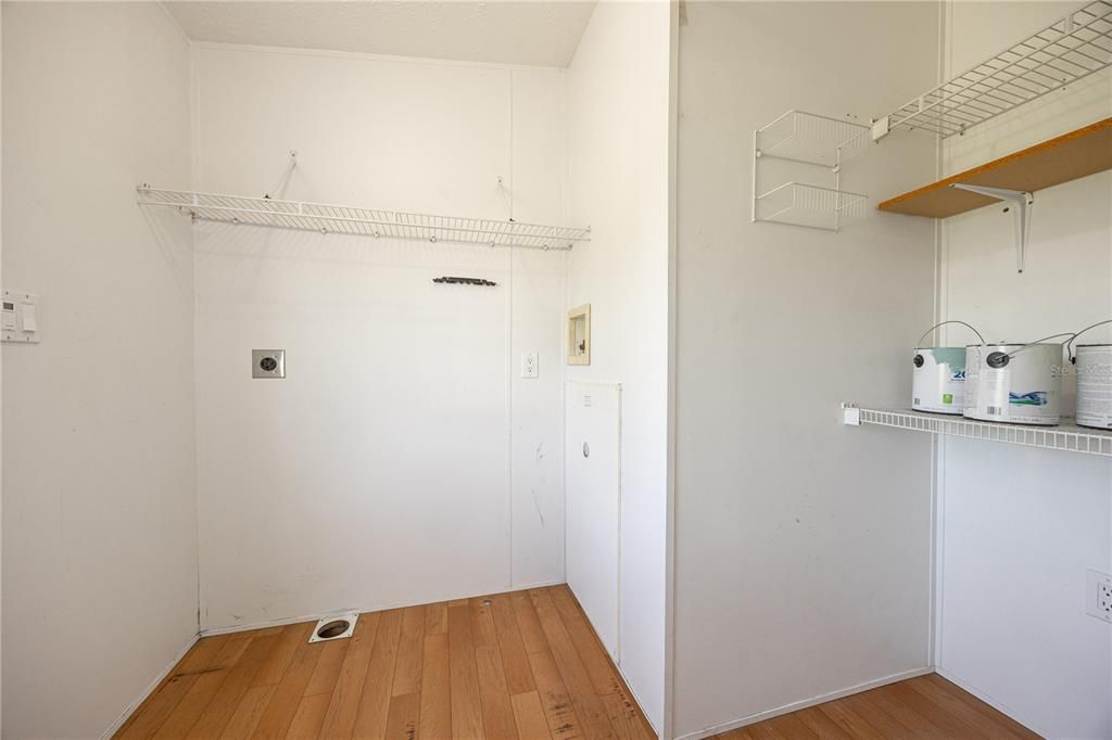 待售: $190,000 (3 贝兹, 2 浴室, 1352 平方英尺)