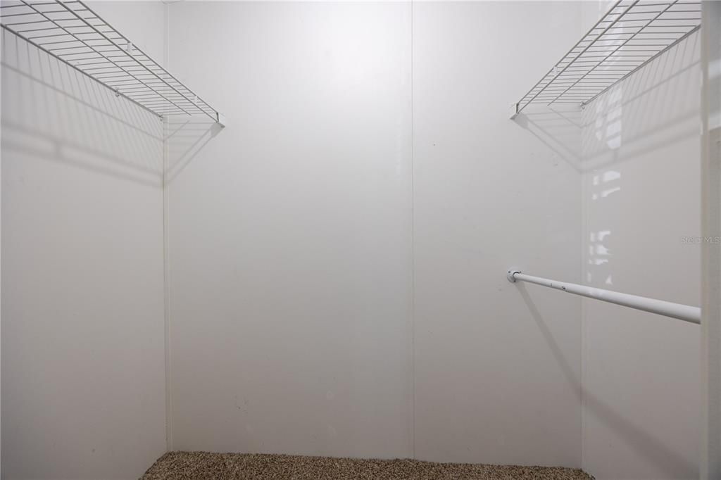 待售: $190,000 (3 贝兹, 2 浴室, 1352 平方英尺)