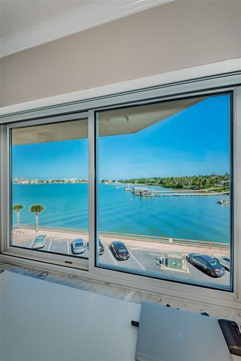 На продажу: $549,900 (2 спален, 2 ванн, 1440 Квадратных фут)