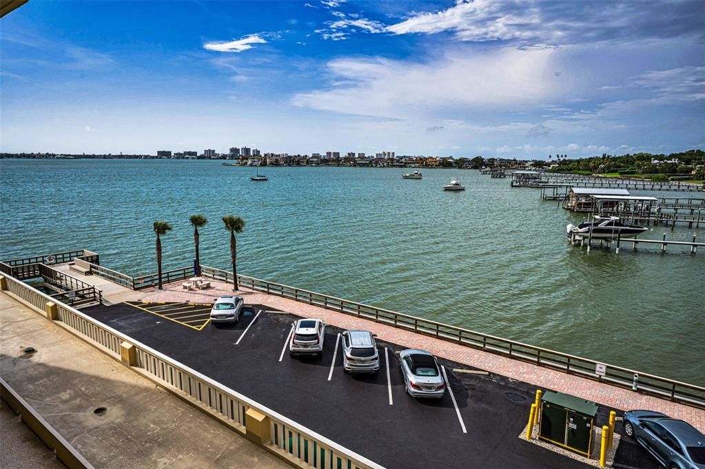 На продажу: $549,900 (2 спален, 2 ванн, 1440 Квадратных фут)