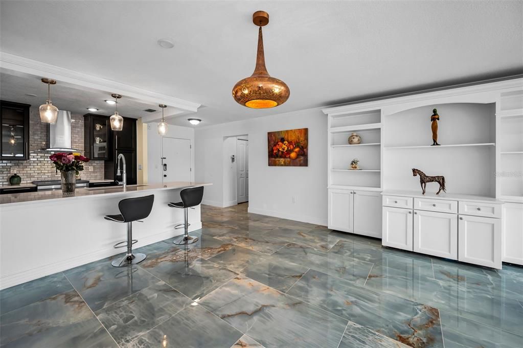 На продажу: $549,900 (2 спален, 2 ванн, 1440 Квадратных фут)