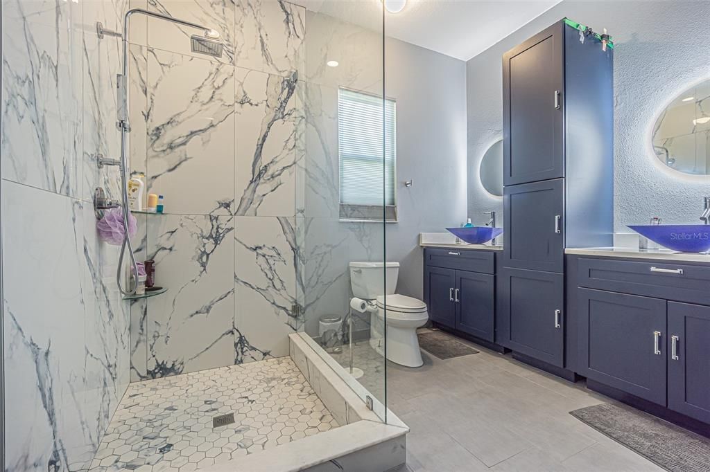 En Venta: $550,000 (3 camas, 2 baños, 1547 Pies cuadrados)