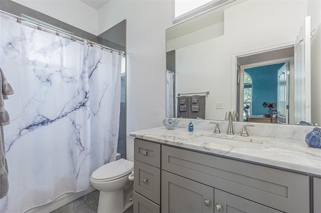 En Venta: $550,000 (3 camas, 2 baños, 1547 Pies cuadrados)