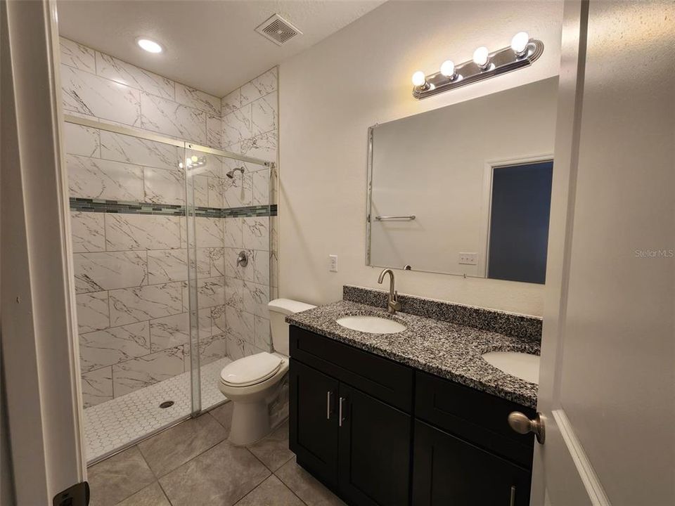 出租: $1,850 (4 贝兹, 2 浴室, 1578 平方英尺)