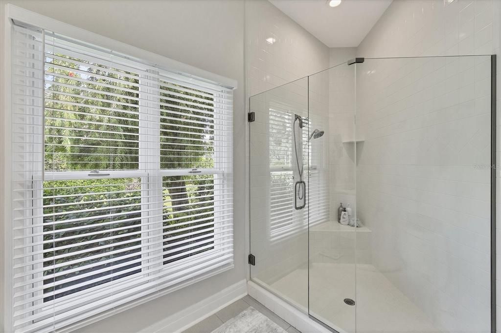 En Venta: $1,690,000 (4 camas, 2 baños, 4125 Pies cuadrados)