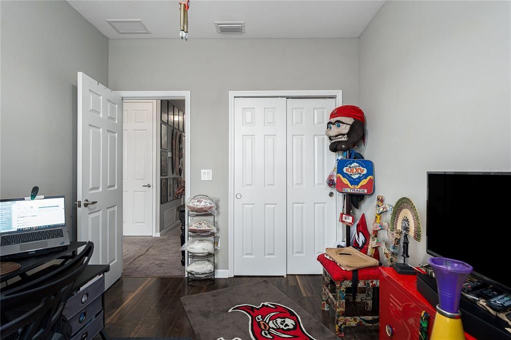 На продажу: $269,000 (3 спален, 2 ванн, 1508 Квадратных фут)