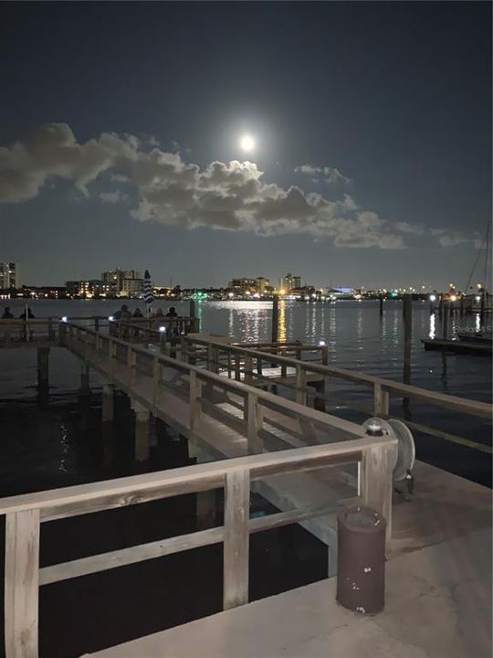 На продажу: $300,000 (1 спален, 1 ванн, 243 Квадратных фут)