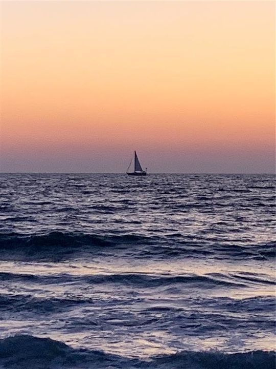 На продажу: $300,000 (1 спален, 1 ванн, 243 Квадратных фут)