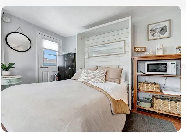 На продажу: $300,000 (1 спален, 1 ванн, 243 Квадратных фут)