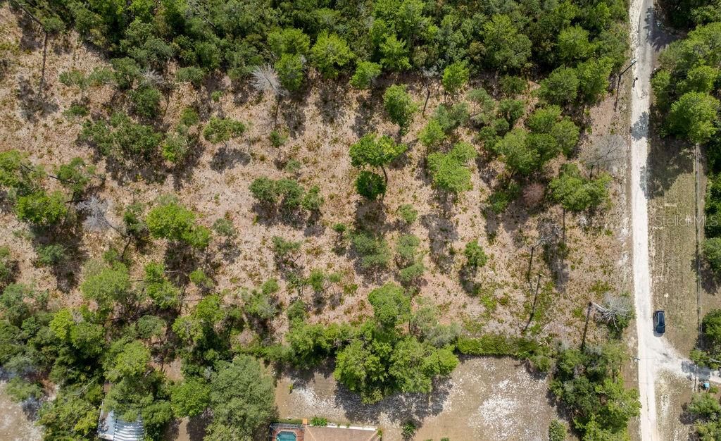 En Venta: $190,000 (2.60 acres)