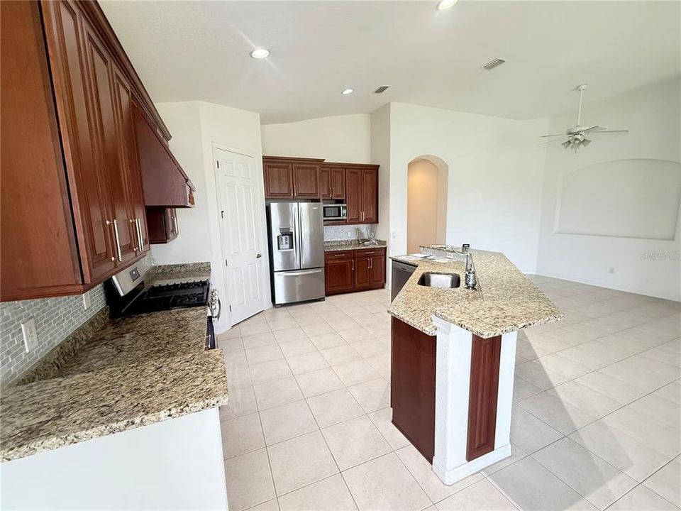 Active With Contract: $2,500 (3 beds, 2 baths, 2482 Square Feet)