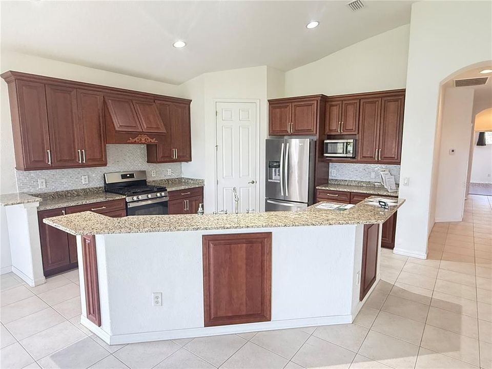 Active With Contract: $2,500 (3 beds, 2 baths, 2482 Square Feet)