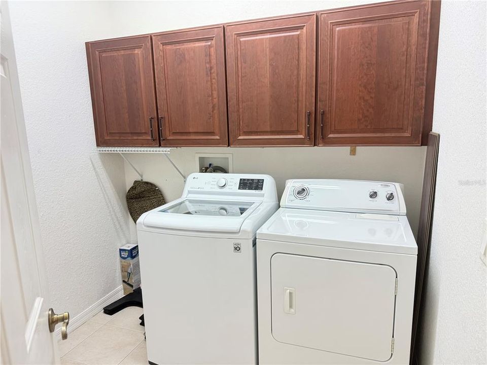 Active With Contract: $2,500 (3 beds, 2 baths, 2482 Square Feet)