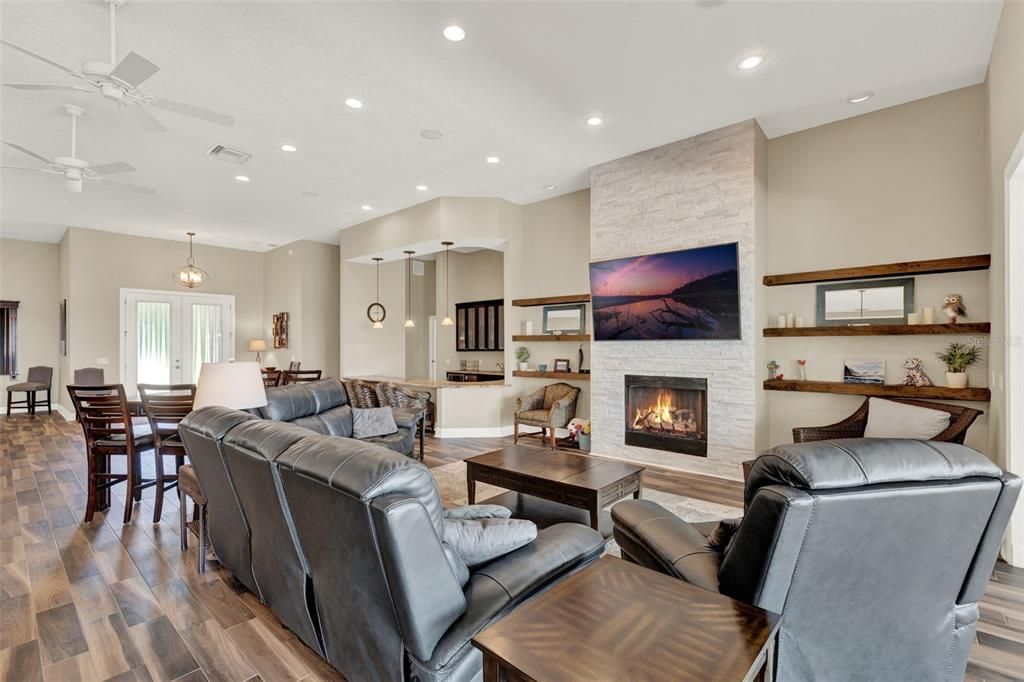 待售: $1,495,000 (5 贝兹, 5 浴室, 5032 平方英尺)