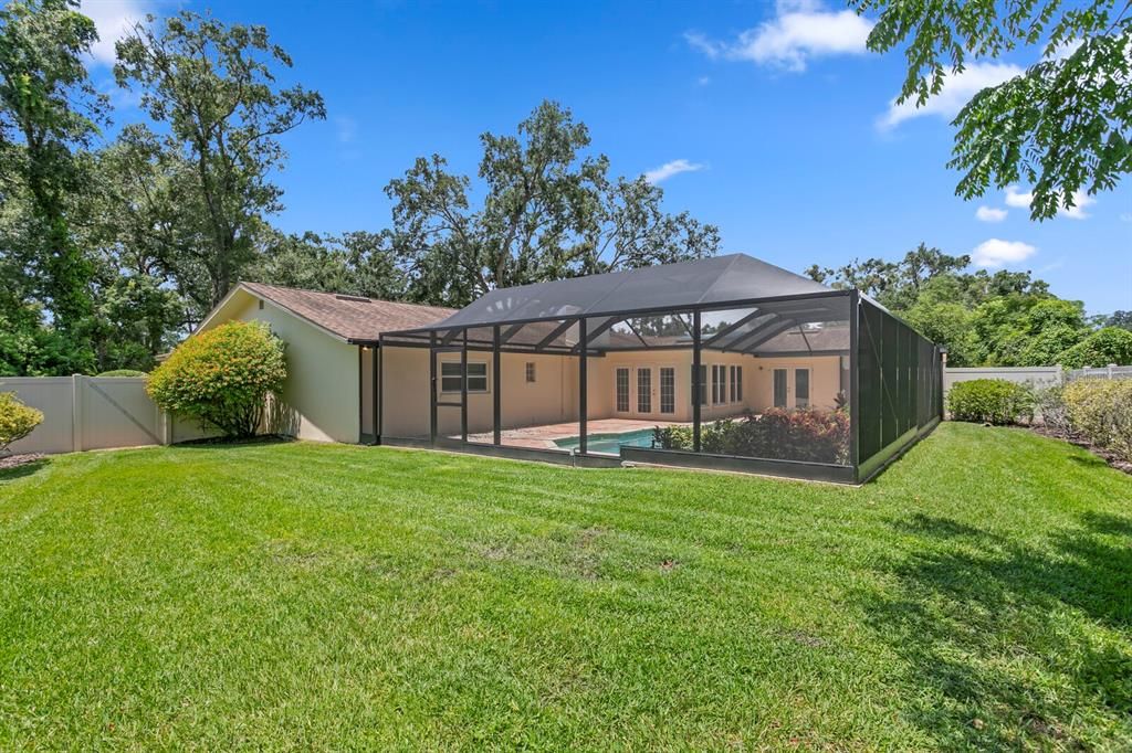 Activo con contrato: $650,000 (4 camas, 3 baños, 2800 Pies cuadrados)