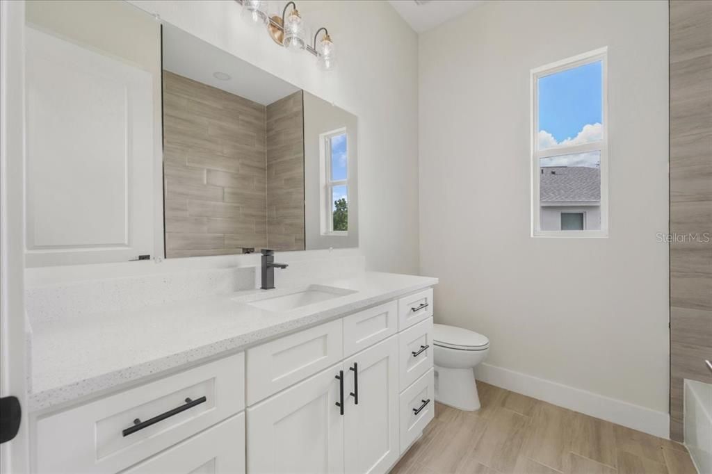 待售: $323,000 (3 贝兹, 2 浴室, 1750 平方英尺)