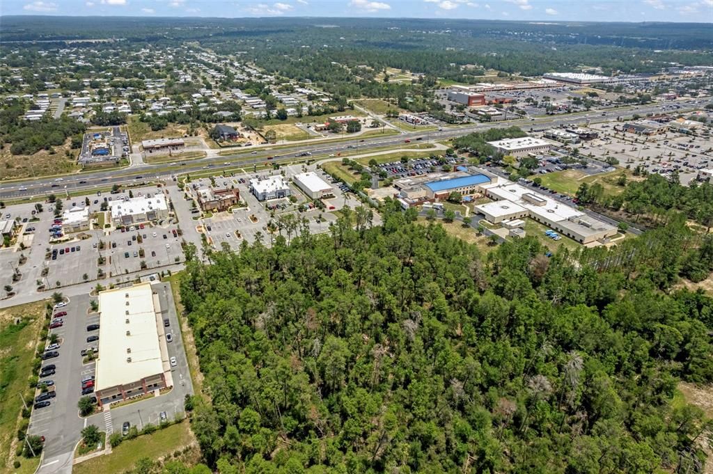 На продажу: $1,250,000 (3.55 acres)