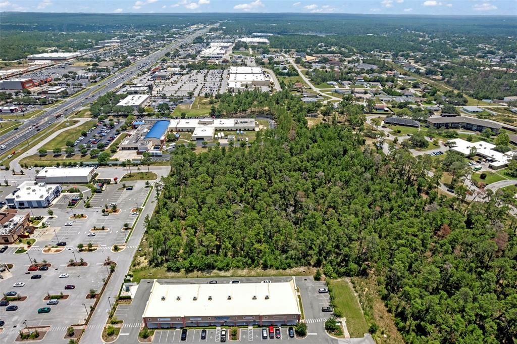 На продажу: $1,250,000 (3.55 acres)