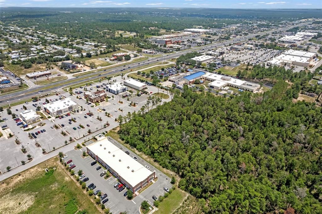 На продажу: $1,250,000 (3.55 acres)