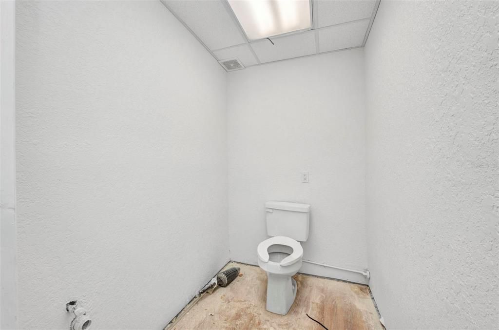 待售: $18,315 (0 贝兹, 0 浴室, 1706 平方英尺)