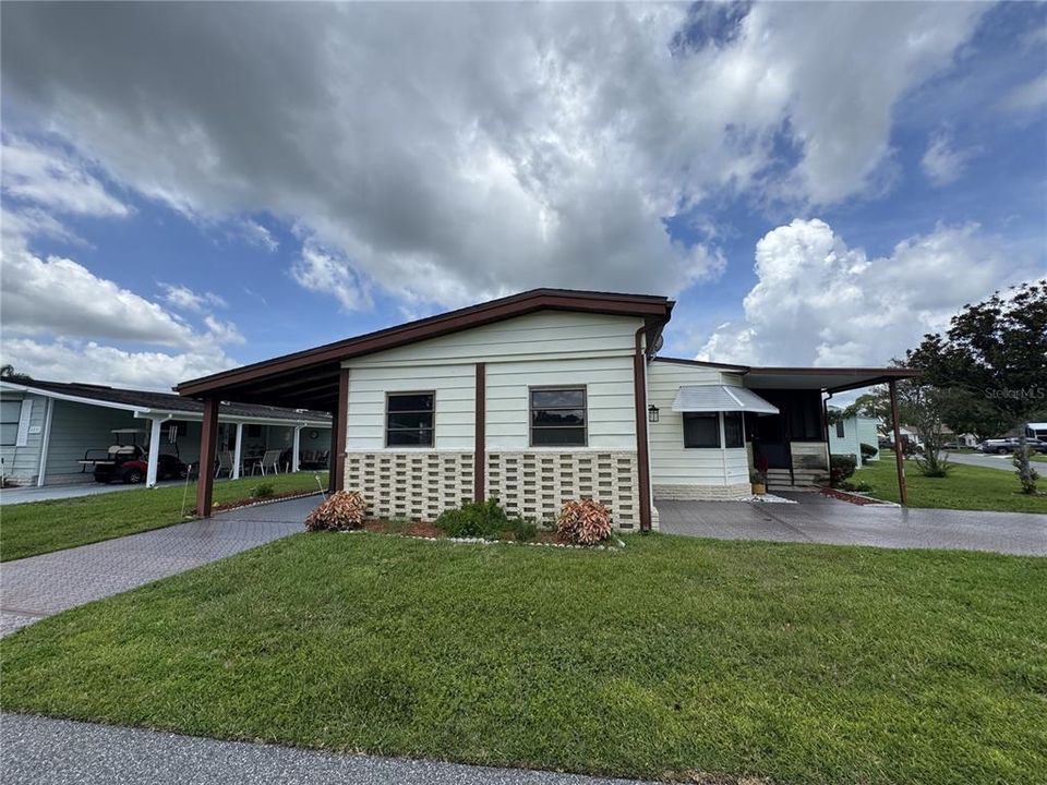 待售: $125,000 (2 贝兹, 2 浴室, 1248 平方英尺)