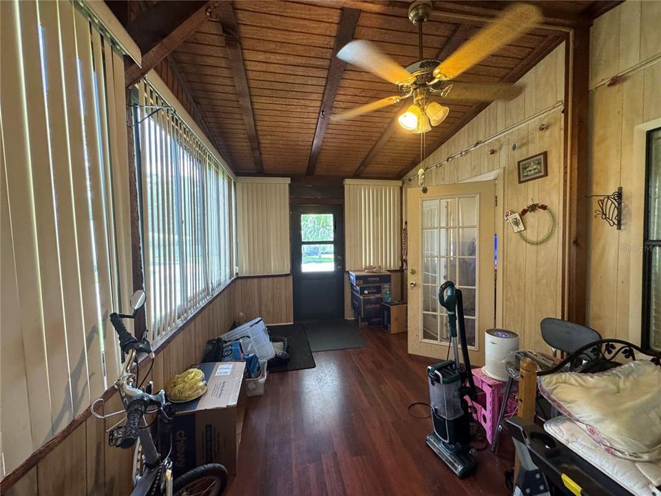 待售: $125,000 (2 贝兹, 2 浴室, 1248 平方英尺)