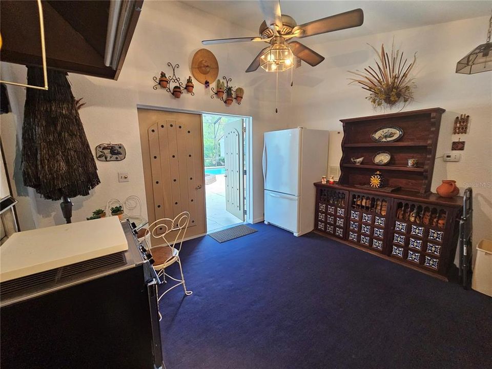 For Sale: $925,000 (4 beds, 4 baths, 3555 Square Feet)