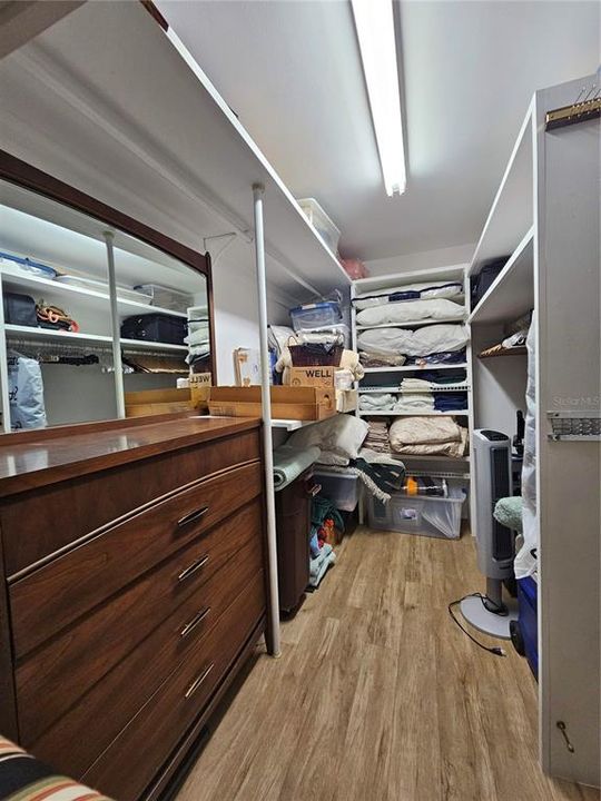 For Sale: $925,000 (4 beds, 4 baths, 3555 Square Feet)