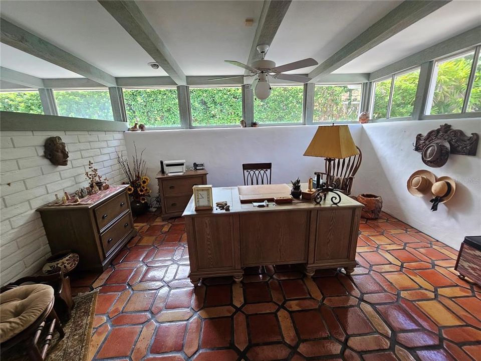 For Sale: $925,000 (4 beds, 4 baths, 3555 Square Feet)