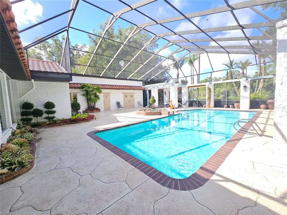 For Sale: $925,000 (4 beds, 4 baths, 3555 Square Feet)