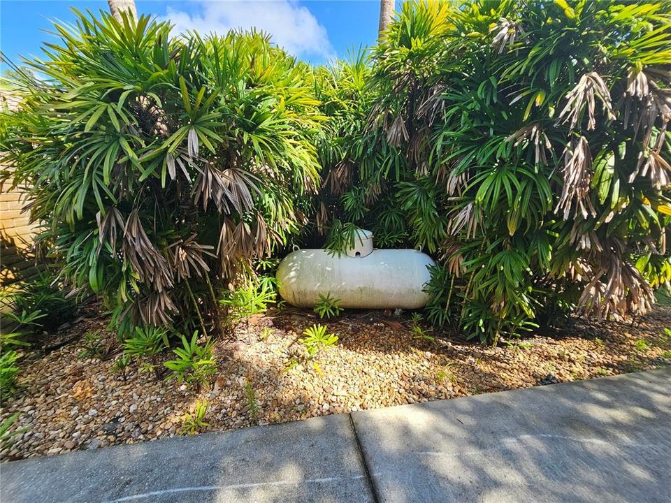 For Sale: $925,000 (4 beds, 4 baths, 3555 Square Feet)