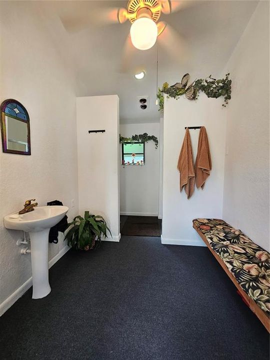 For Sale: $925,000 (4 beds, 4 baths, 3555 Square Feet)