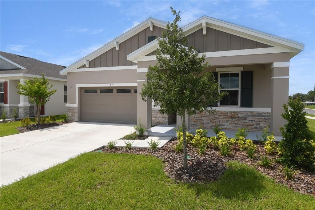 Недавно продано: $339,950 (4 спален, 2 ванн, 1910 Квадратных фут)