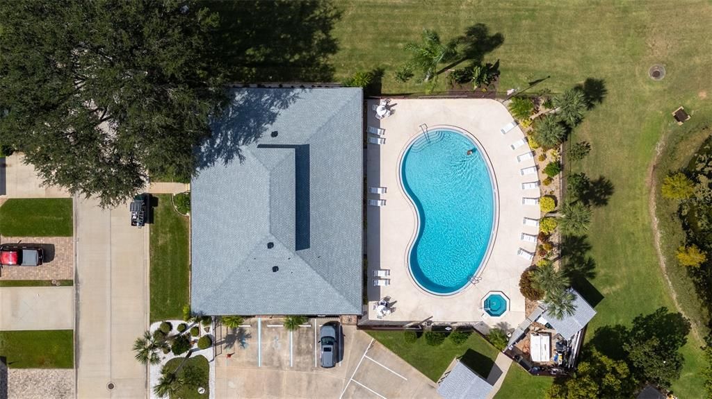 На продажу: $269,500 (2 спален, 2 ванн, 1706 Квадратных фут)